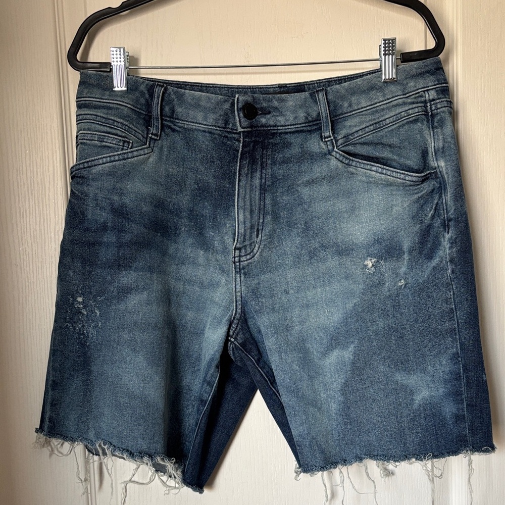 Simply Vera Vera Wang Faded Blue Distressed Denim Shorts